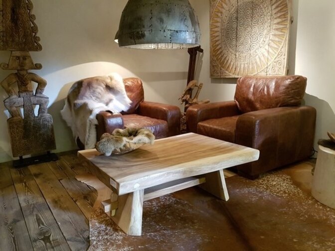 Baumstamm-Couchtisch 120 cm - Suar