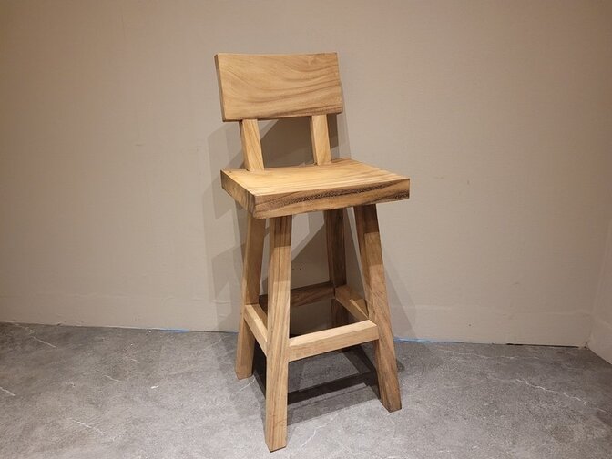 Mancave Barstuhl mit Rückenlehne – Suar