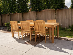 Teak-Gartentisch Verona 250 mit 6 stapelbaren Stühlen Torino Verti