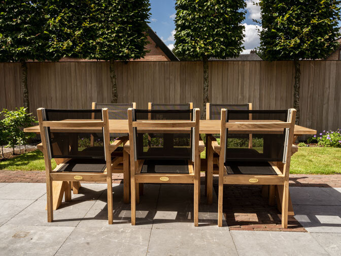 Gartenmöbelgarnitur Bari 240 mit 6 Stapelstühlen Batyline