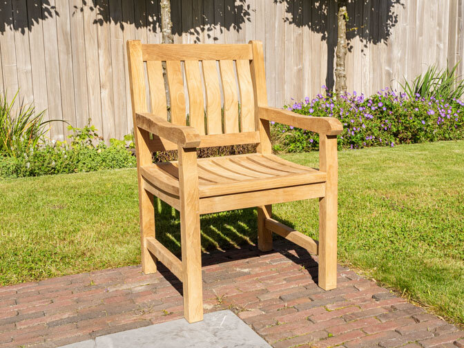 Gartenmöbelgarnitur für 8 Personen mit 300 cm langem Gartentisch Verona und Blockholzstühlen