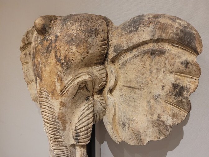 Elefantenkopf auf Ständer – XXL