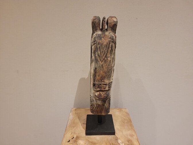Pferdekopf aus Holz auf Ständer – 23 x 45 x 12 cm