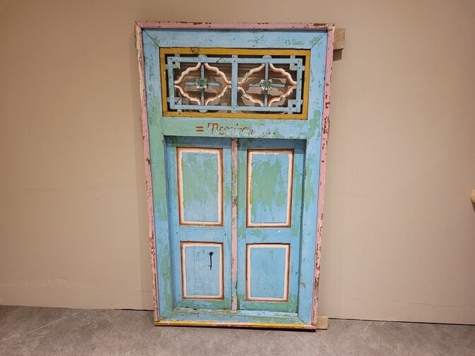 Altes orientalisches Fenster – 95 x 160 x 9 cm
