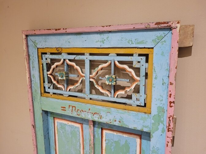 Altes orientalisches Fenster – 95 x 160 x 9 cm