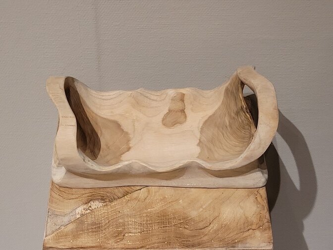 Holzschale mit Griffen – 30 x 18 x 14 cm