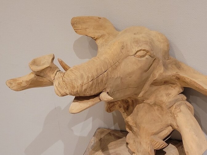 Elefantenskulptur – 50 x 30 x 40 cm – 04
