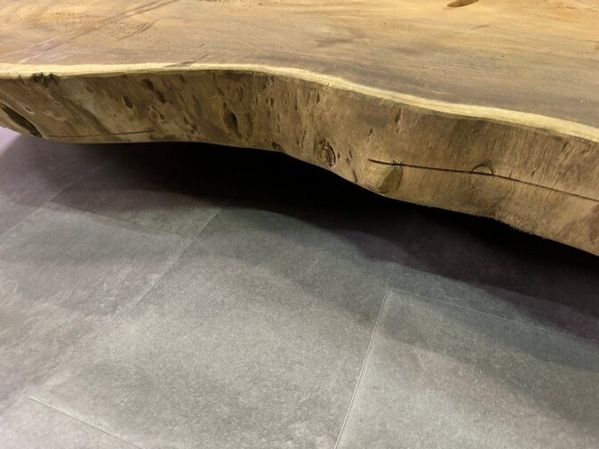 Runder Baumstammtisch 220/230 cm CA11-124