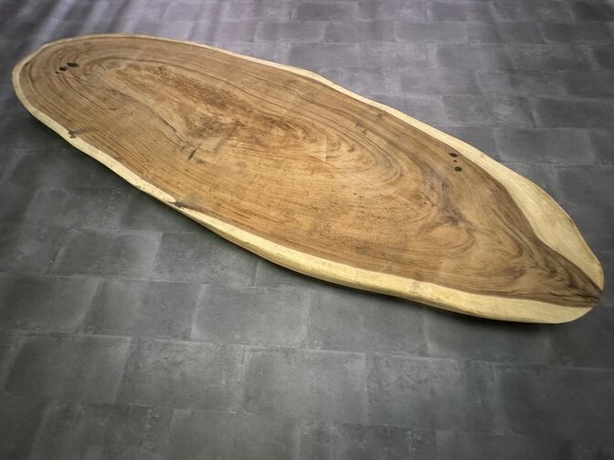 Ovale Baumstammtischplatte 105 x 325 cm CA01-224