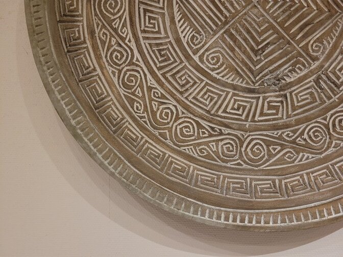 Runde Holzschale mit Gravur - 60cm