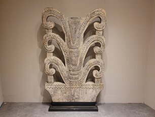 Alte indonesische Skupltur – 90 x 190 cm