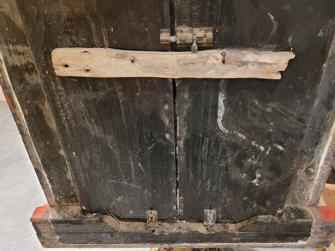 Altes Fenster mit Rahmen – 75 x 90 x 9 cm