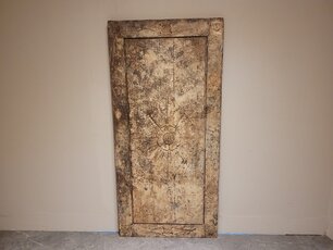 Wanddekoration mit Holzschnitzerei – 75 x 160 x 4 cm