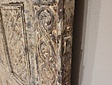 Wanddekoration aus Holzschnitzerei – 60 x 190 x 3 cm