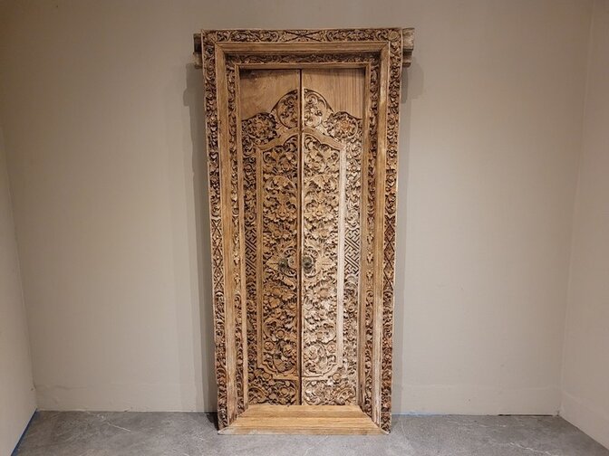 Alte indonesische Tür mit Rahmen – 94 x 185 x 14 cm