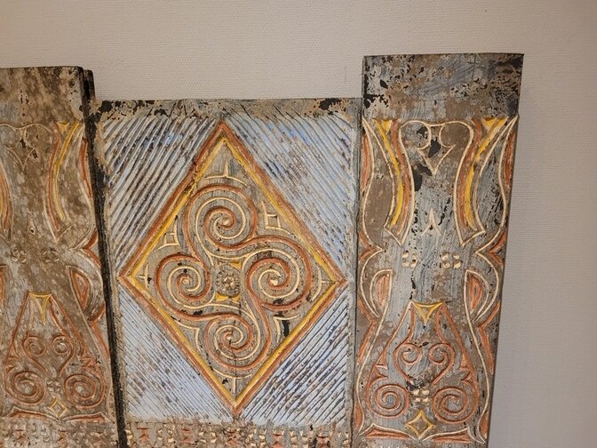 Wanddekoration mit Holzschnitzerei 200 x 130 cm – TA24102-01