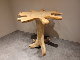 Teak-Carrotwood-Stehtisch