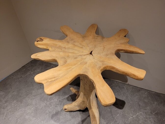 Teak-Carrotwood-Stehtisch