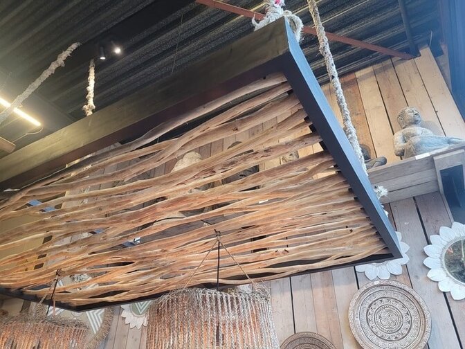 Holzrahmen mit Ästen für Deckendekoration – 120 x 200 cm