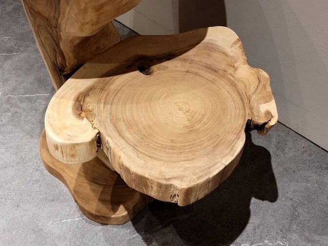 Große Etagere - Suar-Holz - 90x70x90 cm