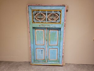 Altes orientalisches Fenster – 95 x 160 x 9 cm