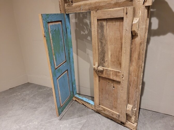 Altes orientalisches Fenster – 95 x 160 x 9 cm