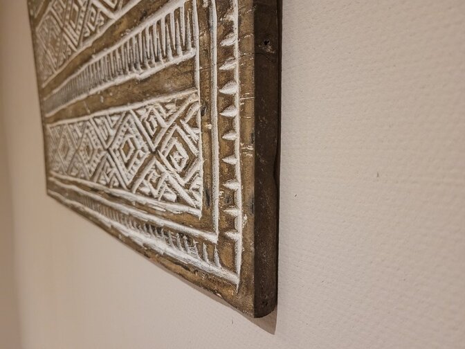 Wandpaneel mit Schnitzerei 66x50x2cm