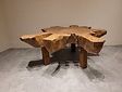 Massiver Couchtisch aus Wurzel  – 115 x 120 x 46 cm