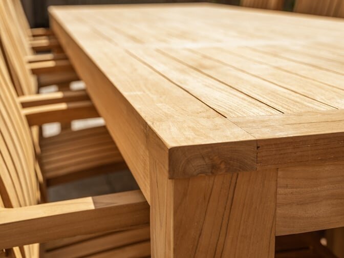 Gartenmöbelgarnitur für 8 Personen mit 300 cm langem Gartentisch Verona und Blockholzstühlen