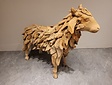 Stehende Schaf-Skulptur aus Treibholz