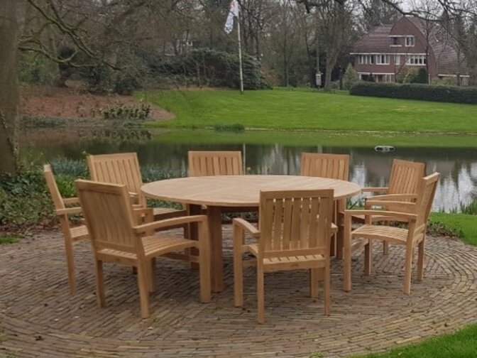 Set mit Teak-Gartentisch Toskana 175 cm mit 8 stapelbaren Stühlen