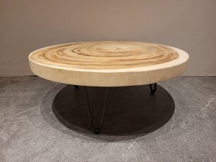 Runder Couchtisch mit Hairpins & Baumstamm-Tischplatte 80x31 cm