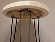 Runder Couchtisch mit Hairpins & Baumstamm-Tischplatte 60 x 74 cm