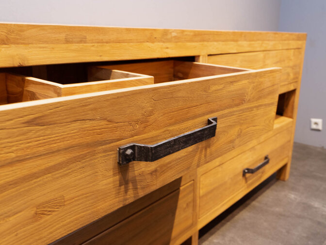 Badezimmermöbel-Set aus Teakholz 140 cm naturbelassen inkl. Spiegel und Waschbecken