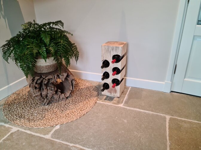 Rechteckiges Weinregal aus Holz für 6 Flaschen