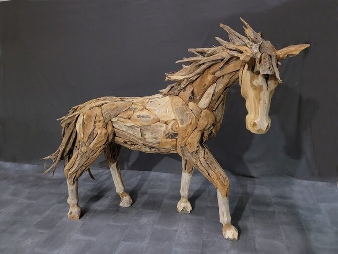 Große Pferd-Holzskulptur aus Treibholz 250 cm