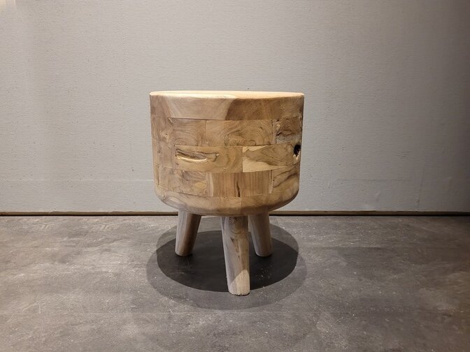 Suar-Baumstamm-Hocker