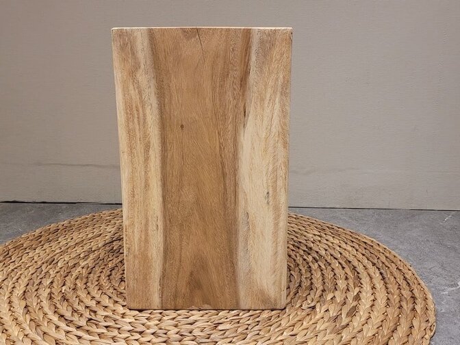 Suar Holzblock 3 30x30x50cm