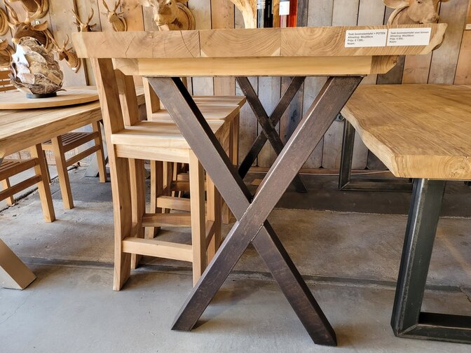 Baumstamm-Stehtischgestell X – pro Set