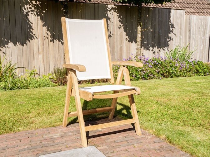 Genova Teakholz-Gartenstuhl Batyline Creme