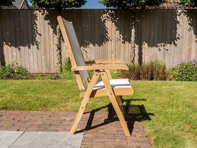 Genova Teakholz-Gartenstuhl Batyline Creme