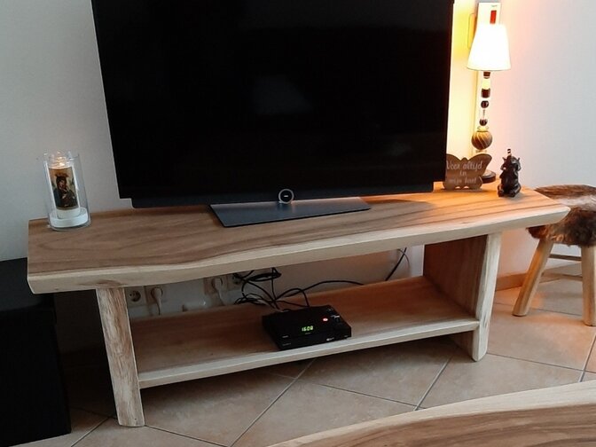 Audio-TV-Schrank 50x150 cm