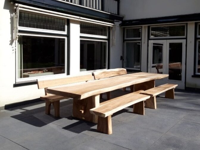 Suar-Baumstamm-Tisch 450 cm | extra lang!