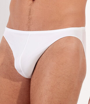 HOM micro briefs Plumes wit