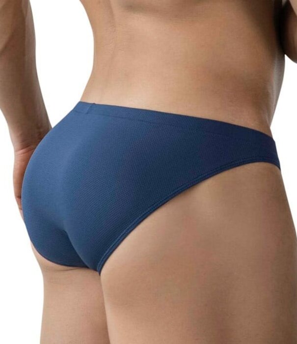 Clever reto brief