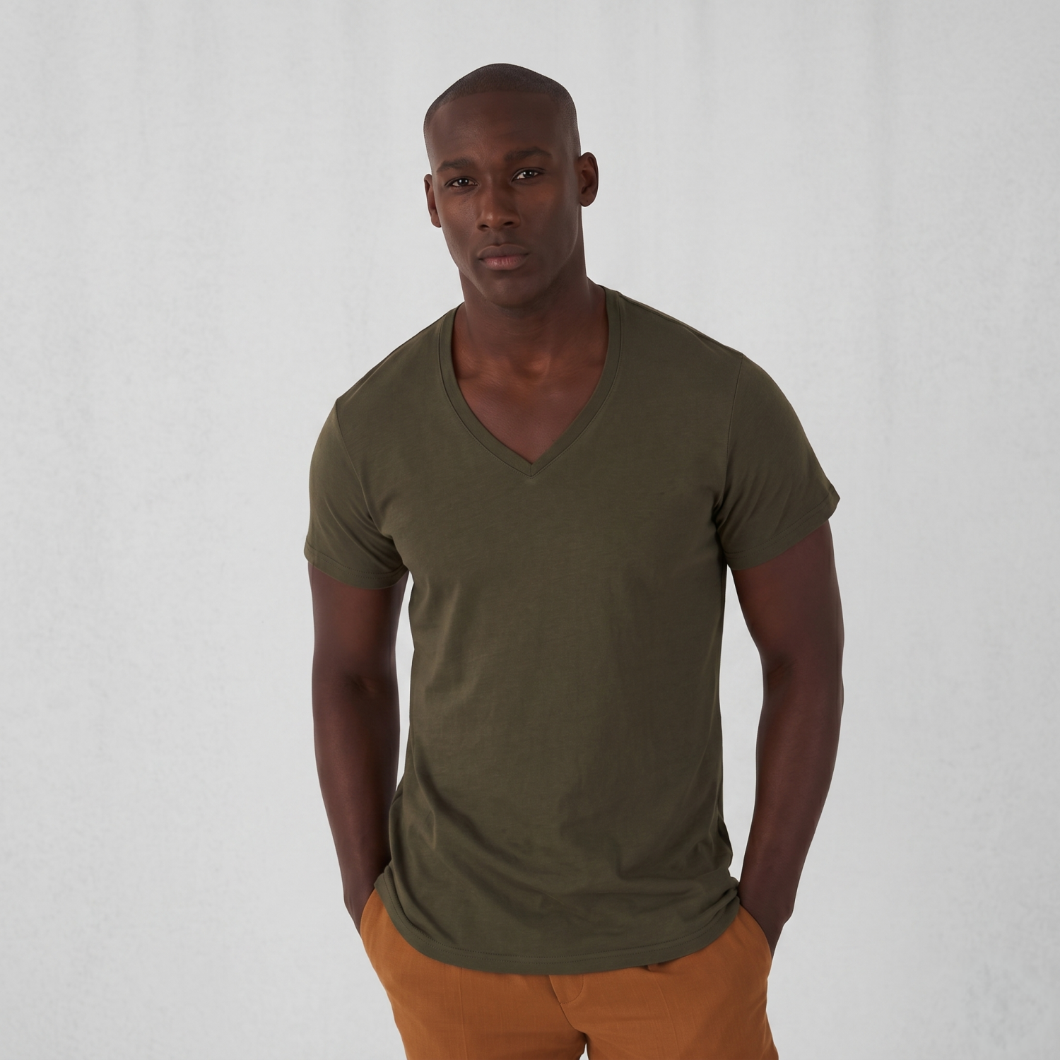B&C Collection kleding bedrukken B&C Inspire V-neck T Men