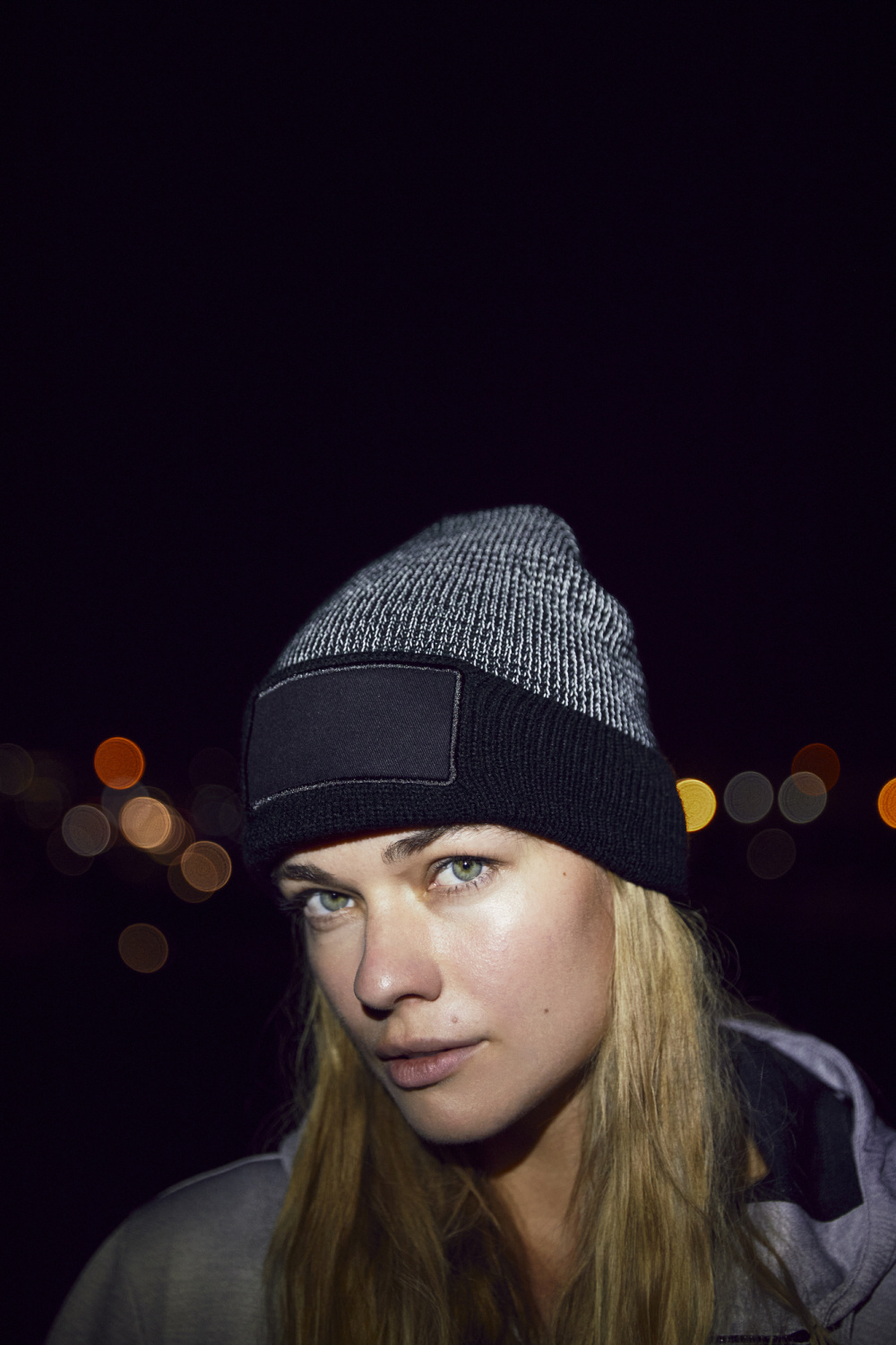 Clique Hubert Patch Reflective muts met omgeslagen rand