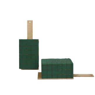 4A Floral foam Base grave-branch holder | Colour: Green | Length 8 centimetre | Width 11 centimetre | Height 17 centimetre | Per 4 holders