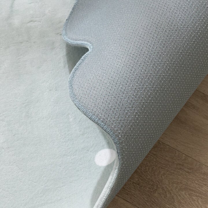 Barnrumsmatta - Cloudy Dots Mintgrön