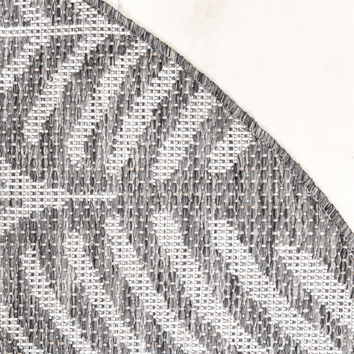 Rund Utomhusmatta - Summer Leaves Grå